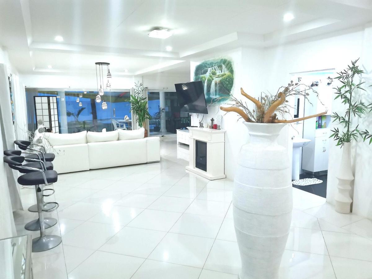 Beach Front White House Villa Maria  المظهر الخارجي الصورة