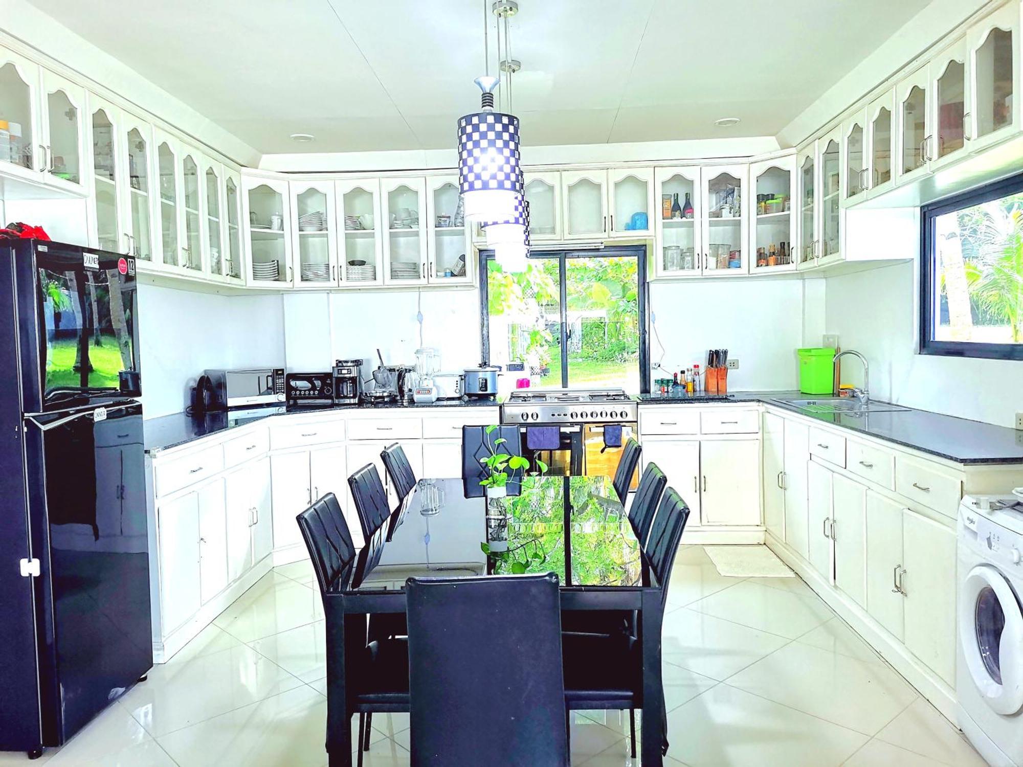 Beach Front White House Villa Maria  المظهر الخارجي الصورة